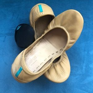 Tieks Ballet slippers Camel Size 7